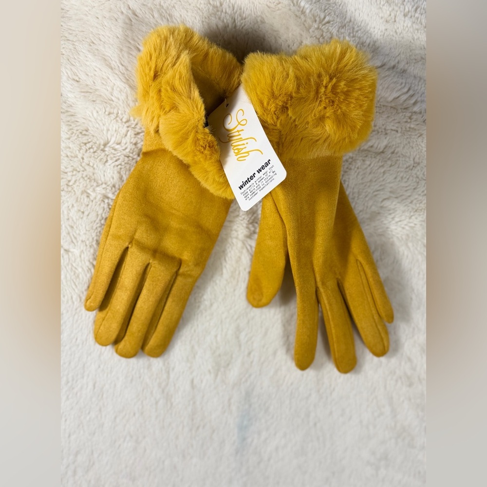 Stylish Mustard Yellow Gloves with Faux Fur Trim - Picture 2 of 11